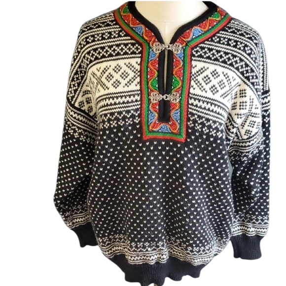 Dale of Norway Sweaters - Dale of Norway Black With Multi Colored    Sweater with Nordic Elegance